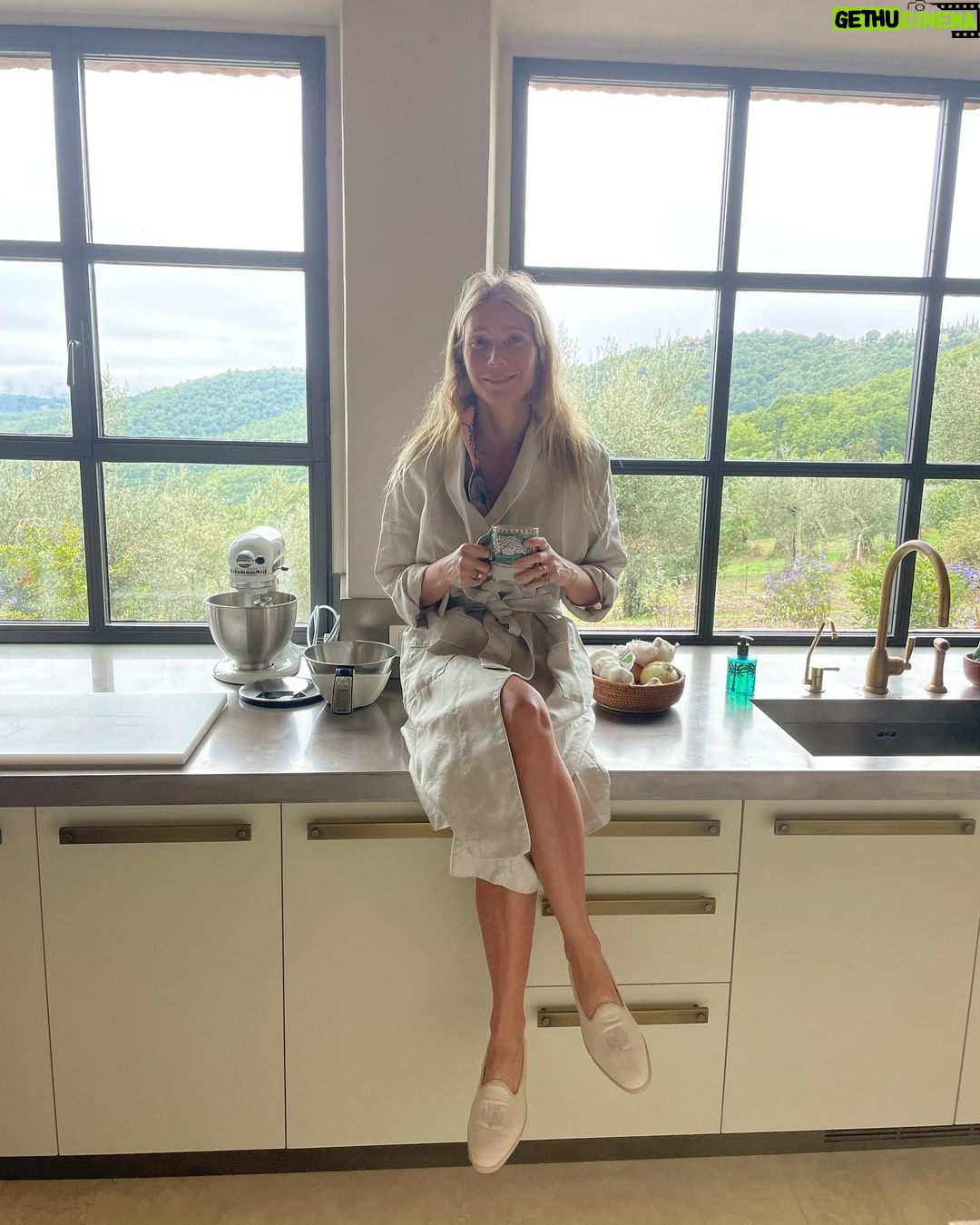Gwyneth Paltrow - 180.1K Likes - Birthday trip to Umbria with a road trip or two 🚗