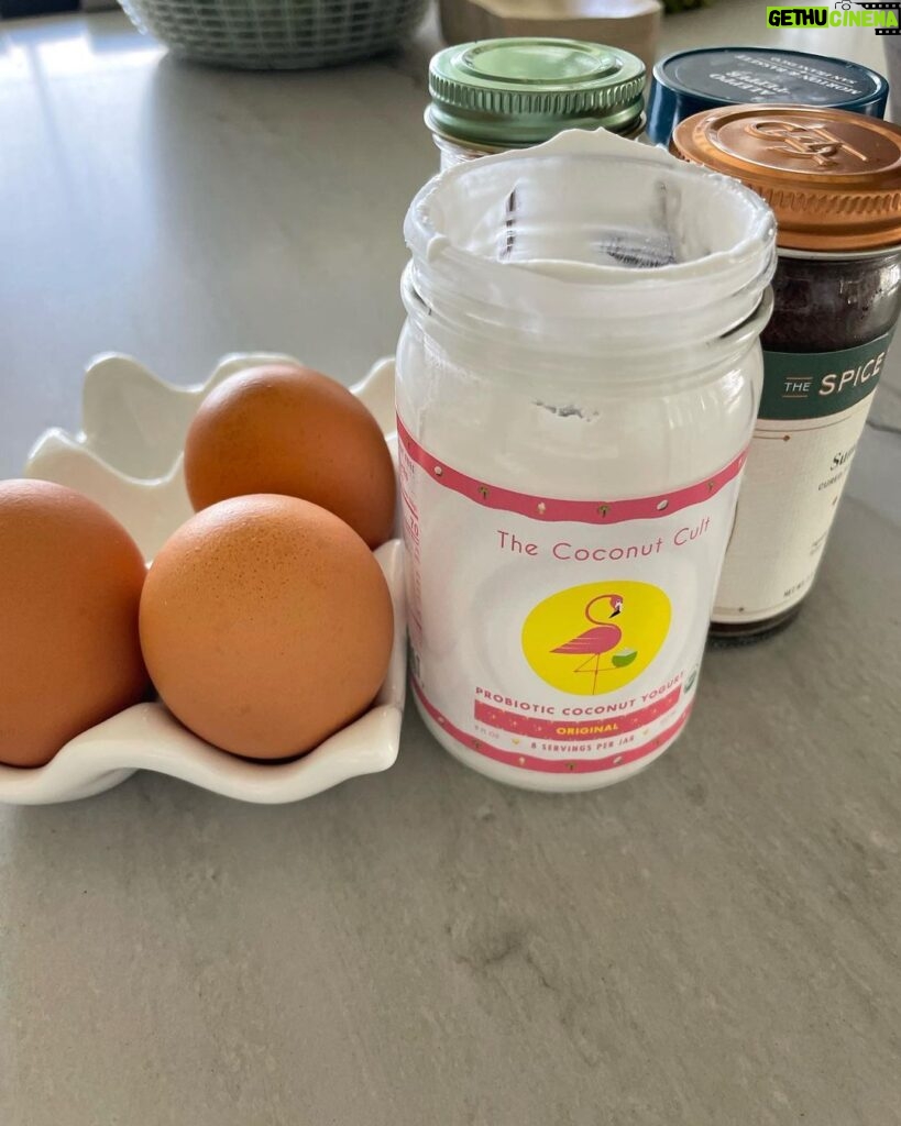 Gwyneth Paltrow Instagram - Todays #boyfriendbreakfast was a stunner if I do say so myself. I found this recipe for Turkish cilbur by @reeniekarim but made it #paleo using some of my favorite brands.
