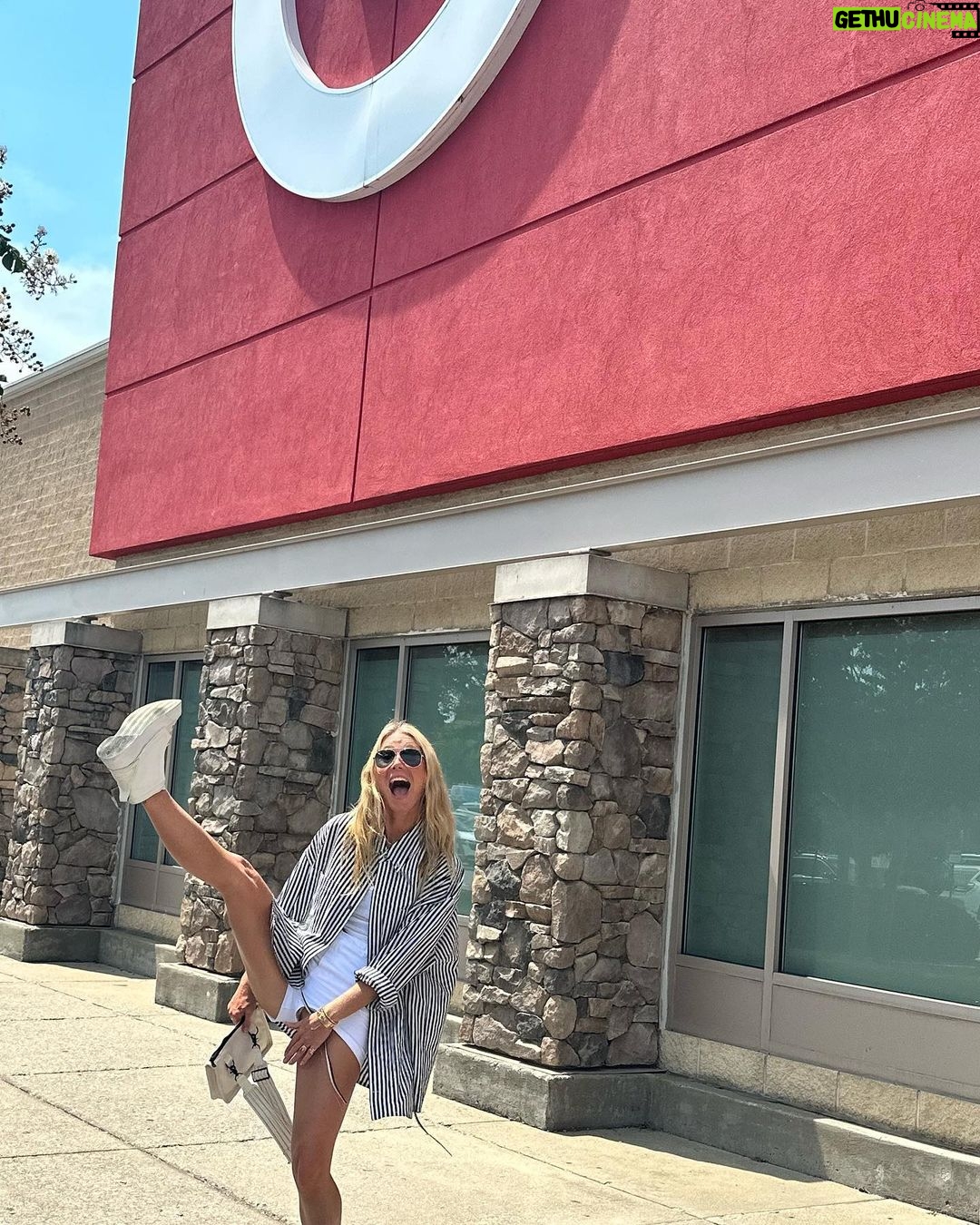 Gwyneth Paltrow Instagram - I would love to meet up with you in @target at some point soon to introduce you to our INCREDIBLE new line of beauty and wellness. @goodcleangoop has been in the works for years and I am so proud of the quality and beauty of this line. Each product has a “cleanical” ingredient, a botanical and a superfood. If you are clean curious and want to try something affordable and gorgeous, head to target. Comment on which product you want to try in the meantime and I will see if I can send some out to a few lucky winners. 💗💚💙