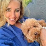 Hümeyra Aydoğdu Instagram - 🐶 Kukiyle geçen haftasonu 🐶♥️ #toypoodle #love #çeşme #weekendvibes Cesme