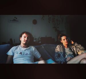 Hüseyin Sevimli Instagram - Gülmeyi eksik etmeyenler. #tbt