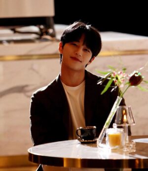 Ha Jong-woo Instagram - 📷🎥