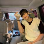 Ha Jong-woo Instagram - 케이스 자랑 ~.~