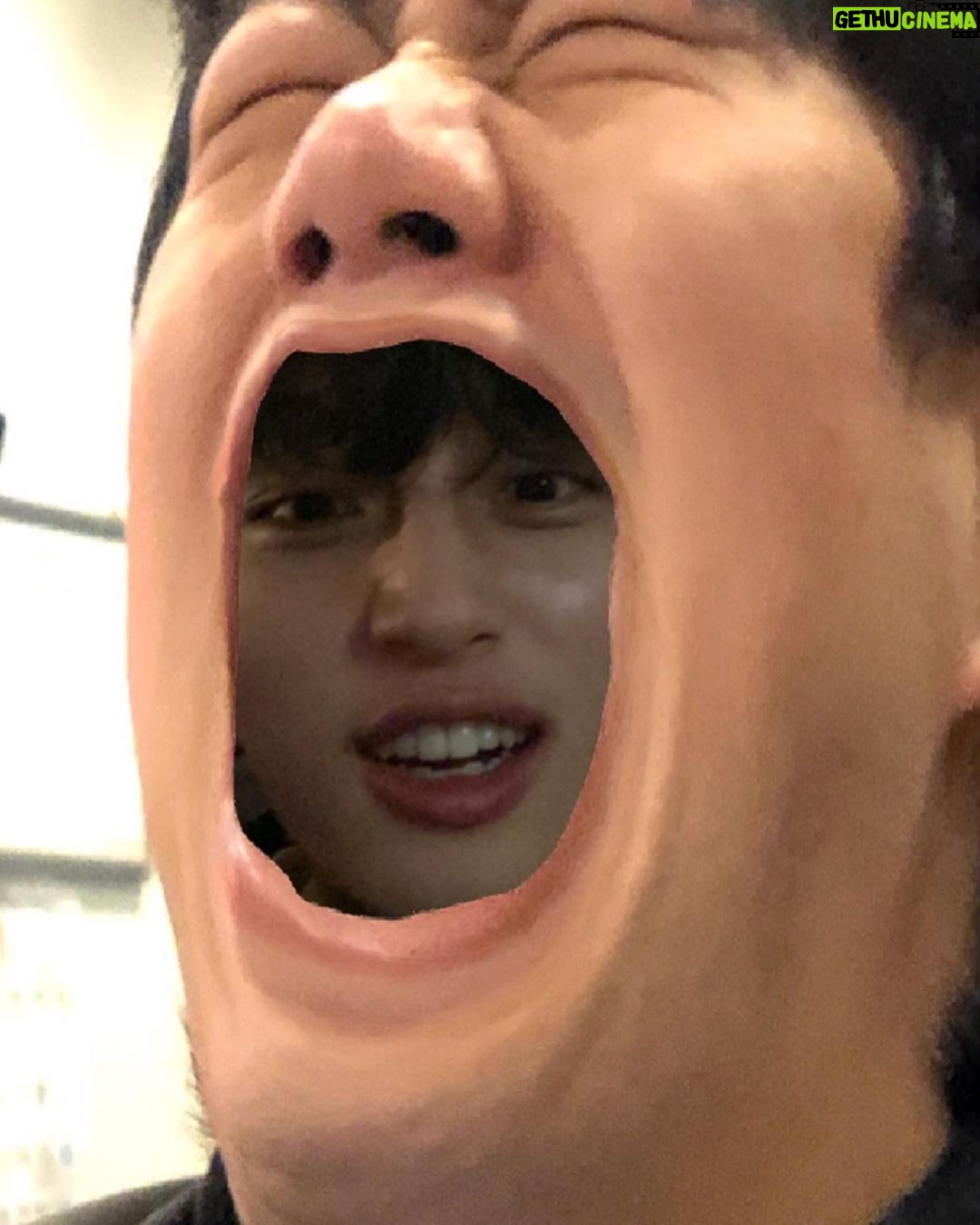 Ha Jong-woo Instagram - 입속에 갇힌 종우를 살려주세요!!!