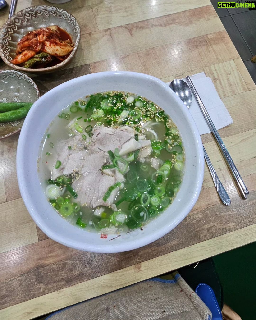 Ha Yeon-joo Instagram - 팀소울숲 제주 워크샵 쉬는날 기꺼이 함께해준 팀원들덕에 재밌는 추억 많이 쌓았다💙
