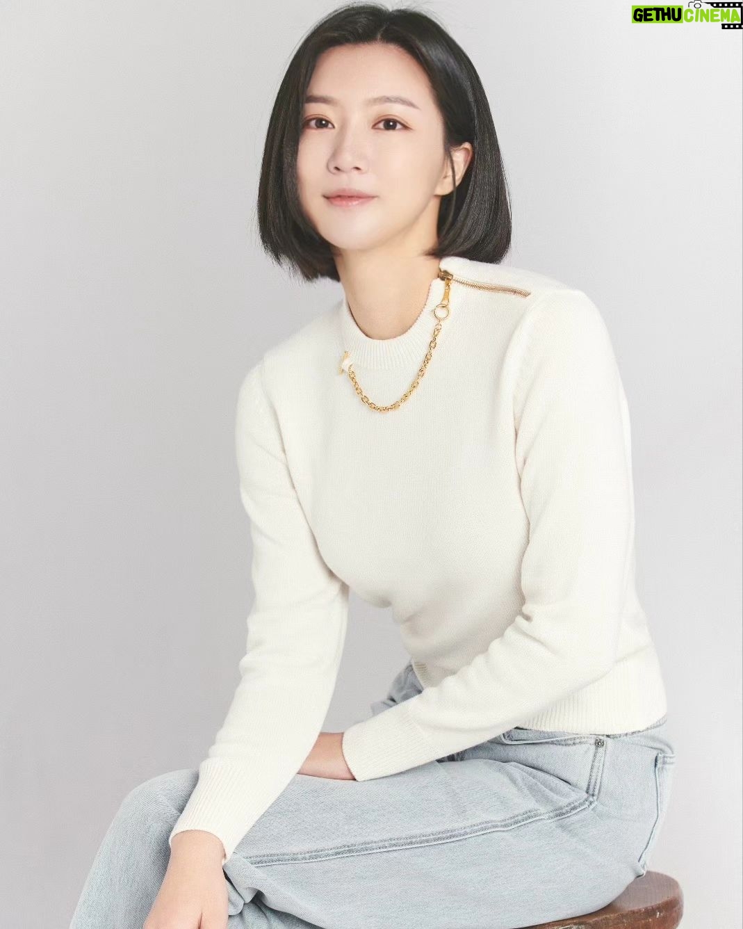 Ha Yeon-joo Instagram - 🤍 @mimm_ssonwow @mimm_eeda @hipgirlara_ @kimjinho__
