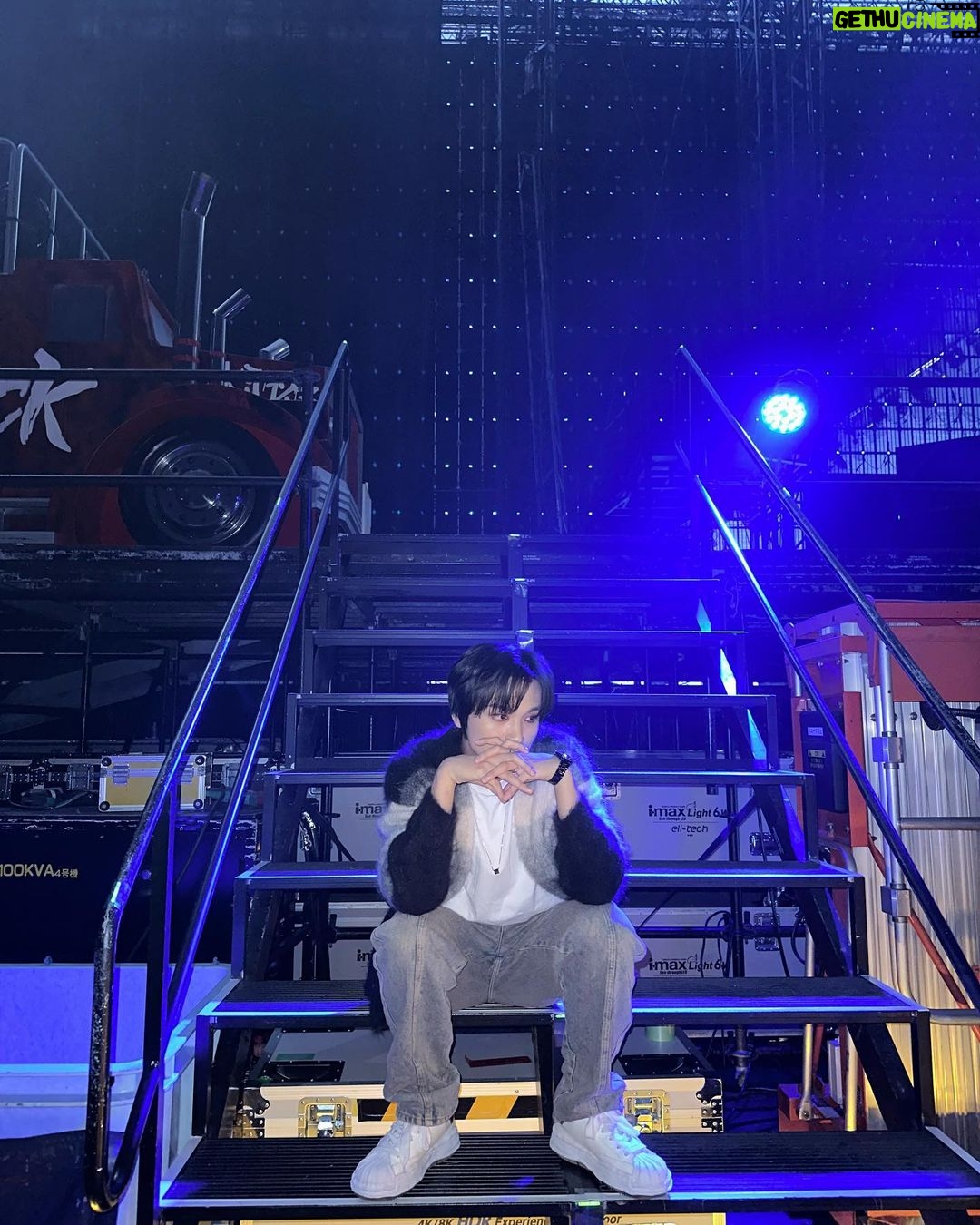 Haechan Instagram - Thank you Osaka.....!!!!💚💚
