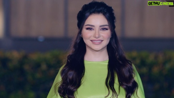 Haifa Hassony Instagram - برنامج ( عيدكم ويانه احلى ) طيلة عيد الفطر المبارك الساعة ٨:٠٠ م كل عام وانتم بخير 🌙