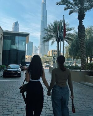 Haifa Hassony Instagram - الحب صُحبة 🫰