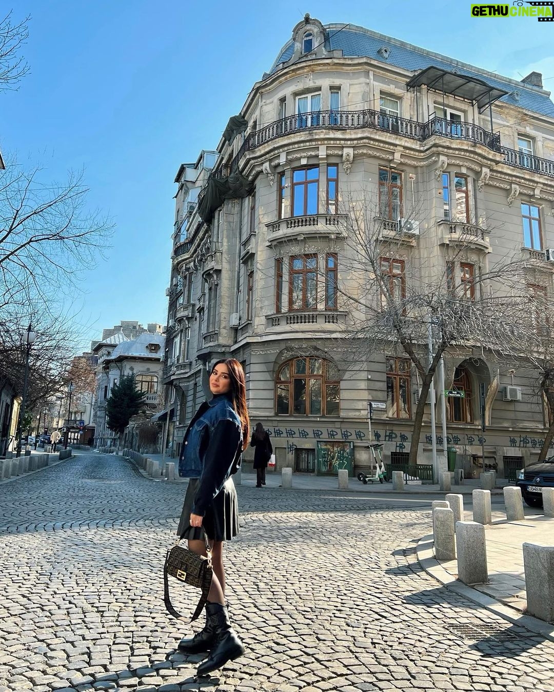 Haifa Hassony Instagram - 🖤 Bucharest, Romania