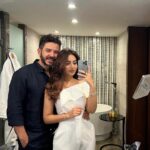 Haifa Hassony Instagram - كل عام وانت بخير ياهديتي من الله … كل عام وانت حبيبي وصديقي ورفيق دربي والقريب لقلبي .. كل عام وانت اجمل شخص بحياتي ربي ميحرمني منك طول العمر 🤲 كل عام هالعمر كاتب الك أشياء جميلة مليانة رضا وفرح وسعادة وراحة بال يارب 🤲 كل عام والدنيا ماتحلى اله بيك وبعيونك وبصوتك .. كل عام واني احبك واضل اكول احبك كدام كل العالم 🥹 @bakr_khald