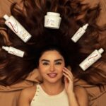 Haifa Hassony Instagram - النتائج المذهلة، تبدأ باختيارات رائع منتجات ( ڤي ) المصنوعة بعناية من مكونات طبيعية وصديقة للبيئة تمنحك شعرًا رائعًا وصحيًا! @vebeautyiq Great hair results start with great choices! VË Beauty's natural and sustainable hair products will give you gorgeous and healthy hair always!