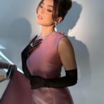 Hailee Steinfeld Instagram - 🎀