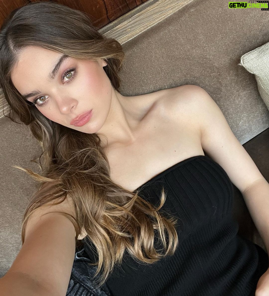 Hailee Steinfeld - 1.5 Million Likes - You seeing Spider-Man: Across The Spider-Verse this weekend or are you seeing Spider-Man: Across The Spider-Verse this weekend??? 💞🕸️🕷️