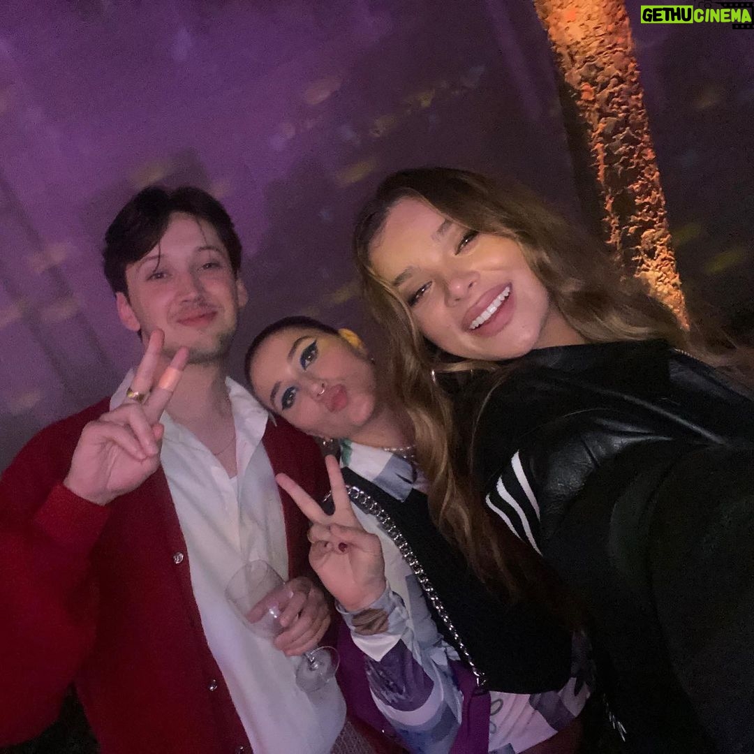 Hailee Steinfeld Instagram - NY 💖 NY