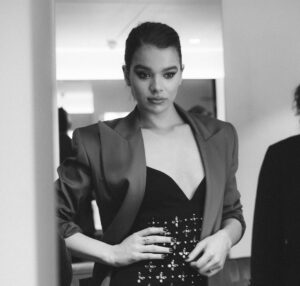 Hailee Steinfeld Instagram - @katiatemkin sent me down memory lane 🥹💖💥🛀🍒🍰🎬🚀🏊🏻‍♀️