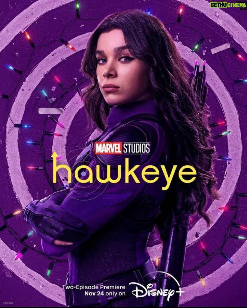 Hailee Steinfeld Instagram - oh just wait until you meet her… marvel studios’ @hawkeyeofficial starts streaming the first two episodes november 24th on @disneyplus & i’m screeeaaaming. 🏹💜🏹
