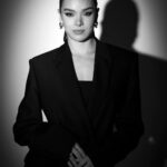 Hailee Steinfeld Instagram - I know Larry David said the cut off for saying “Happy New Year” is like, January 3rd but HAPPY NEW YEAR. 8 days in and so much to be grateful for. 🎀