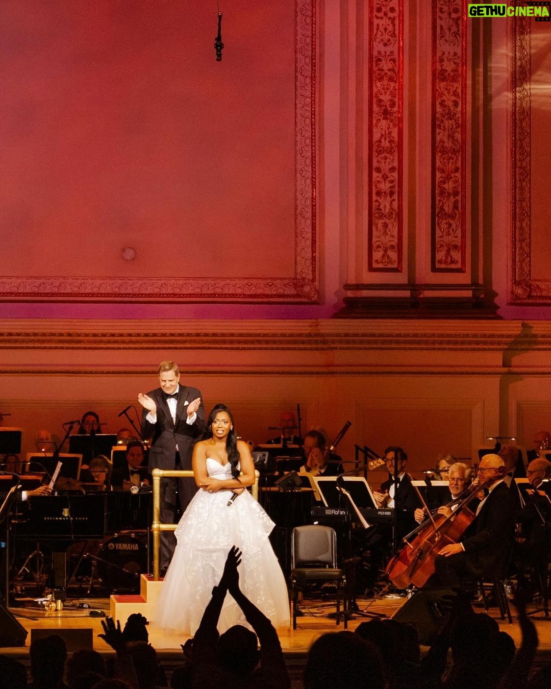 Hailey Kilgore Instagram - Carnegie Hall Act 2 🤍✨