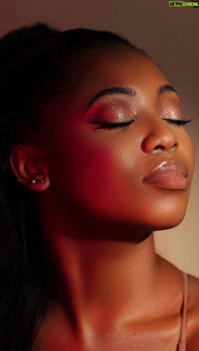 Hailey Kilgore Instagram - 3 years in 2 min π πππ¬π’π«π ππ§π πππ―π¨ππ’π¨π§ THANK YOU: @adamblackstone @jaytmusic38 @theworldistyte @mrjordonbolden @acetheengineer @mixedbycity @ayeneen @tomluptonphotos @bycestlazee @theivypr @independentpublicrelations @inherbeautyllc @estabrookartistry @missmoneek777 @monaeartistry @sst_rentals @quadstudiosnyc @cookitupstudios @tyriesrolfe @badgalgraphicz If I forgot anyone Iβm so sorry!!! Iβm just as grateful for you as well!!! π