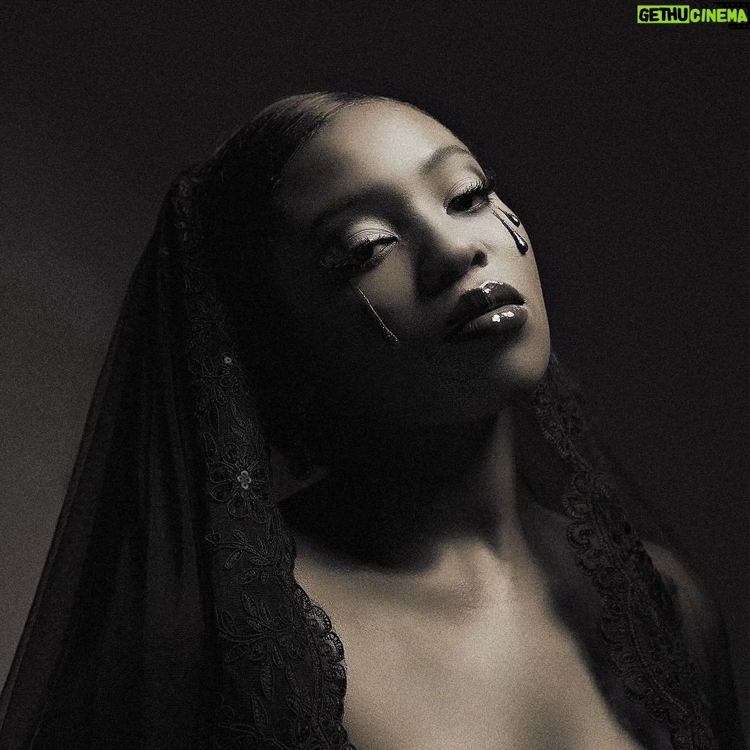 Hailey Kilgore Instagram - GHOST OUT NOW 🖤🥀