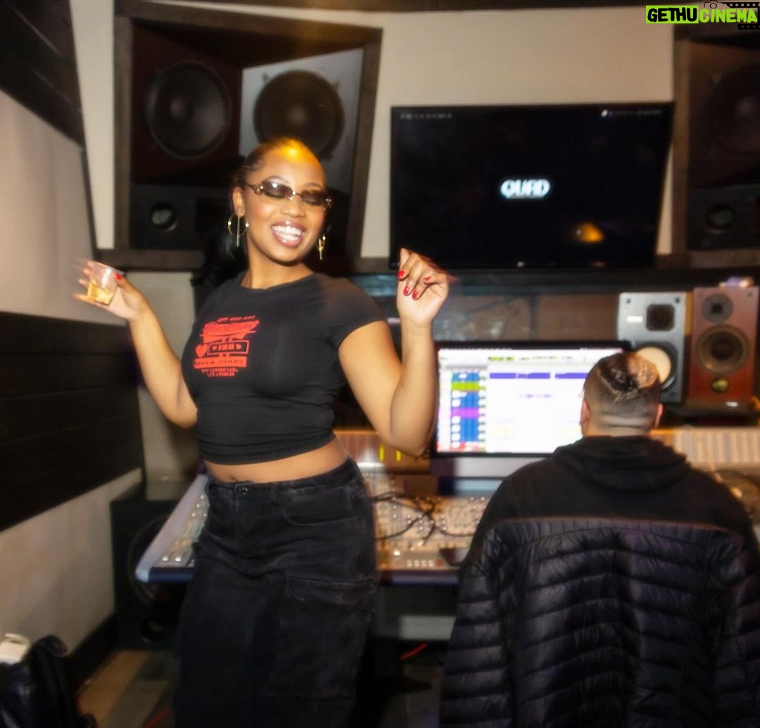 Hailey Kilgore Instagram - This is what cloud 9 feels like 💕✨🥹 Imma need y’all to go hard for this album okay?!?!