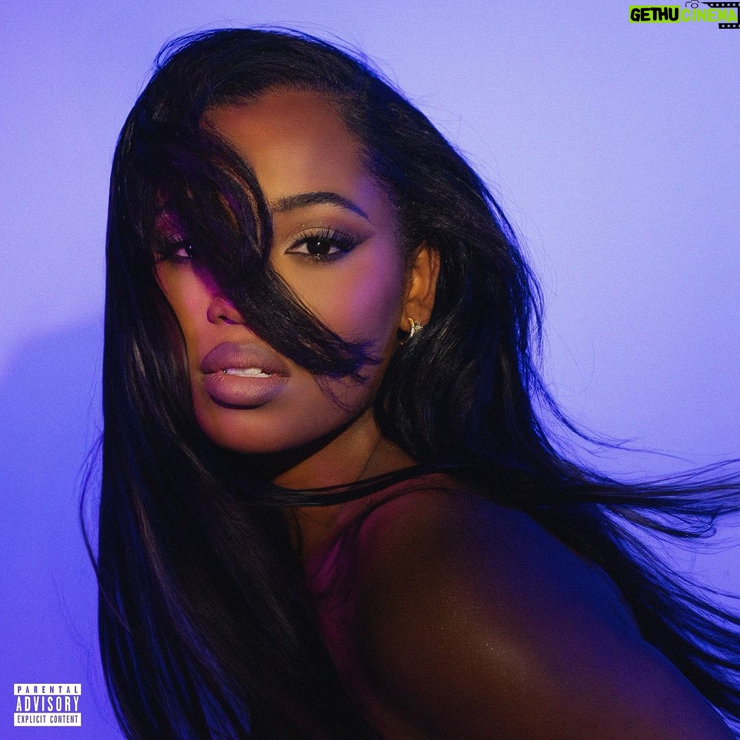 Hailey Kilgore Instagram - Heartbreak and Healing. The debut album. May 3rd.