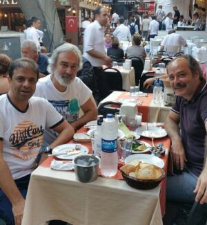 Hakan Çimenser Instagram - #ekip toplandı sonunda😊
