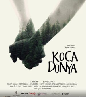 Hakan Çimenser Instagram - #venice #movies #festival #reha #erdem #film #competition in Venice İçinde,oyuncu olarak olmaktan mutlu olduğum Reha Erdem'in yönettiği film "Koca Dünya "Big Big World "Venedik Film Festivalinde Yeni Ufuklar bölümünde yarışmada...