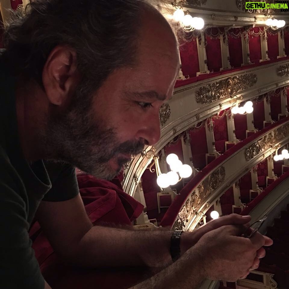 Hakan Çimenser - 727 Likes - #opere#lascala #milano