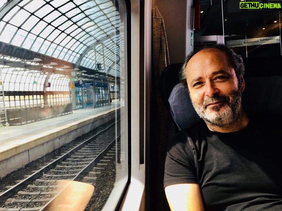 Hakan Çimenser - 481 Likes - #giydirici#berlin #frankfurt #festivals #theatre