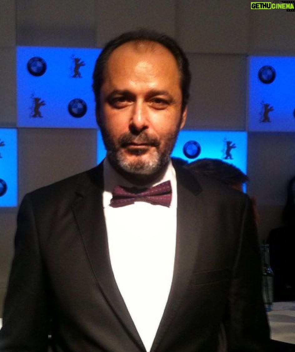 Hakan Çimenser - 674 Likes - #tbfriday #berlinale #bmw #budabenden #instagram #devlettiyatrosu