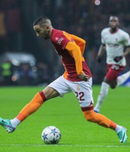 Hakim Ziyech Instagram - UCL Nights 🏟️ RAMS Park