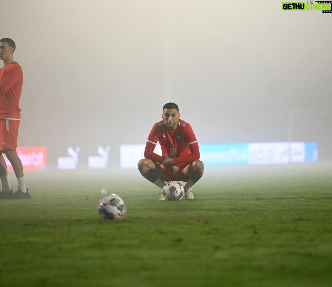 Hakim Ziyech Instagram - 🇲🇦 Complexe Mohamed VI De Football