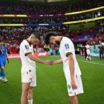 Hakim Ziyech Instagram - 𝗡𝗼𝘁 𝗮𝗹𝗹 𝗯𝗿𝗼𝘁𝗵𝗲𝗿𝘀 𝗮𝗿𝗲 𝘀𝗶𝗯𝗹𝗶𝗻𝗴𝘀 ! ❤️💯🤞🏽