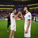 Hakim Ziyech Instagram - 𝗡𝗼𝘁 𝗮𝗹𝗹 𝗯𝗿𝗼𝘁𝗵𝗲𝗿𝘀 𝗮𝗿𝗲 𝘀𝗶𝗯𝗹𝗶𝗻𝗴𝘀 ! ❤️💯🤞🏽