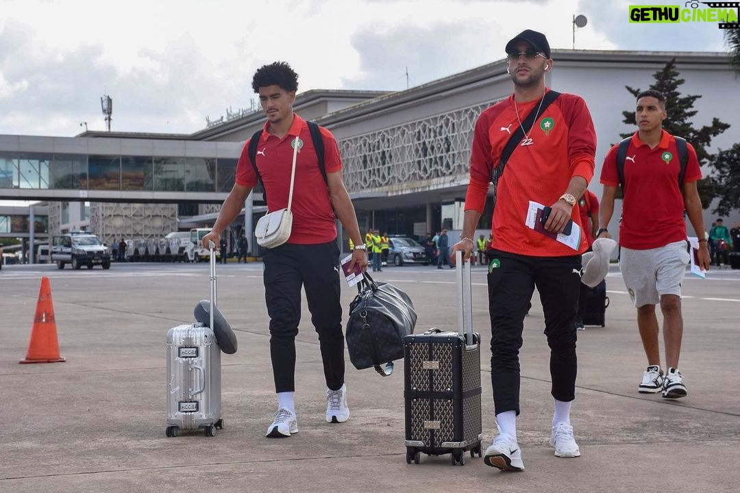 Hakim Ziyech Instagram - ✈️ Barcelona, Spain