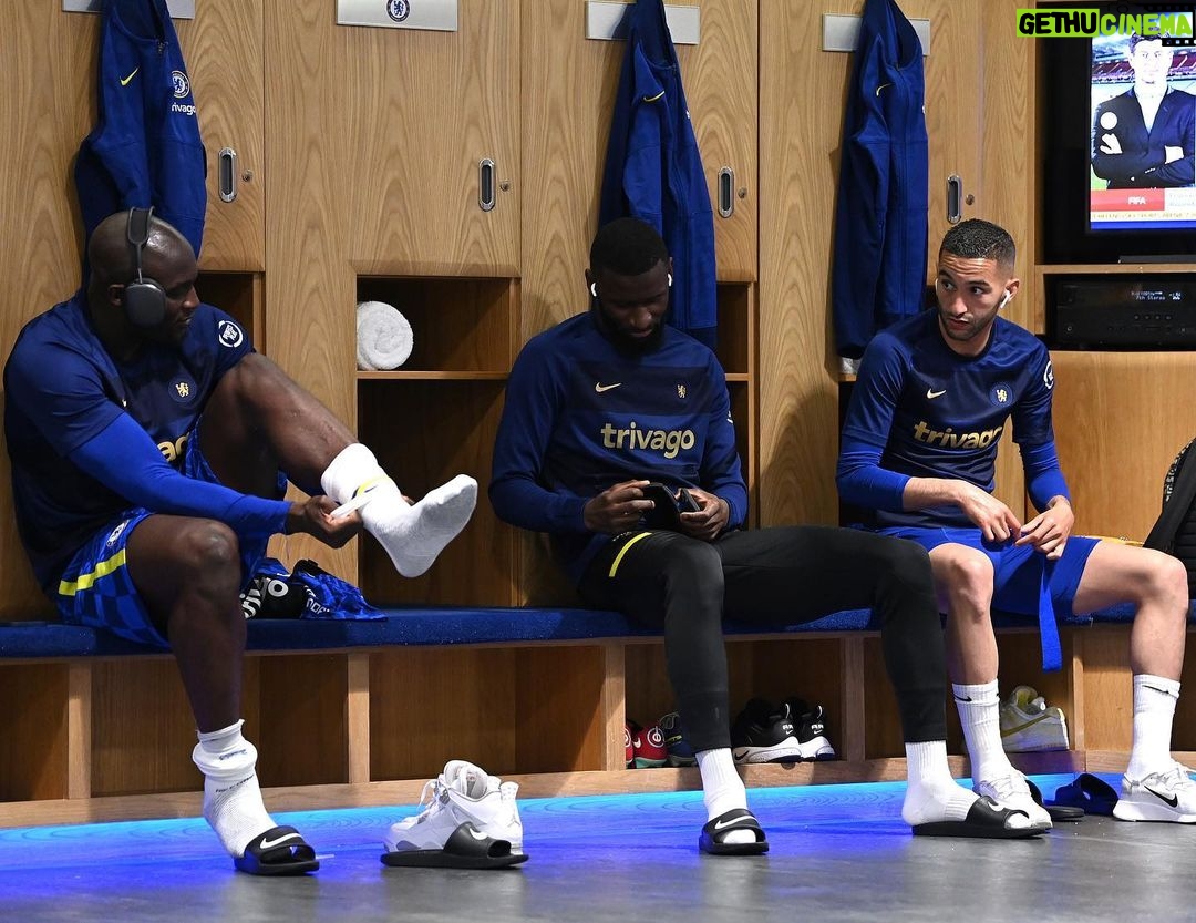 Hakim Ziyech Instagram - Broski’s ⭕️🤞🏽 Stamford Bridge