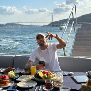 Hakim Ziyech Instagram - 