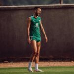 Hakim Ziyech Instagram - Progressing..🔋 San-Pédro