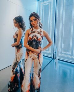 Hala Al Turk Instagram - Can't get over last night's look & outfit 🥰🥰🥰 Image and Style Director @eliomoussallem Jumpsuit @saiidkobeisy Coordinator @naghamamer Makeup @lana__dalati @ashwaqnachar Hair @malak_hairstylist