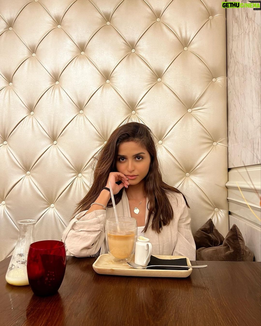 Hala Al Turk Instagram - #dubai ❤️🔥 دبي دار الحي
