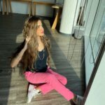 Hala Al Turk Instagram - هلا بالحلويييين! شلون كان يومكم🌚🙄؟