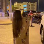 Hala Al Turk Instagram - سُعدت بمشاركتي اليوم مع (بَست السعادة) لتوزيع الهدايا على أطفال البحرين بمناسبة القرقاعون 🍬🍫بالتعاون مع وزارة شؤون الشباب والرياضة ❤️💪🏻.الله يحفظ البحرين حكومةً وشعباً🇧🇭🤲🏻 .بحرينية وافتخر❤️❤️❤️🙏🏻🇧🇭🇧🇭 #معاً_ضد_الكورونا #وزارة_شؤون_الشباب_والرياضة #عشان_البحرين @mysbhr #كلنا_فريق_البحرين #قرقاعون #رمضان_الأسرة