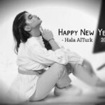 Hala Al Turk Instagram - happy new year 2020🤍 كل عام و انتوا بألف خير 🤍