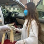 Hala Al Turk Instagram - 🇧🇭❤️❤️❤️❤️🙏🏻👑 تضامناً مع الحملة الوطنية #فينا_خير والتي اطلقها صاحب السمو الشيخ ناصر بن حمد آل خليفة حفظه الله، للمساهمة في دعم الجهود الوطنية لمكافحة فيروس كورونا🦠 يسعدني ويشرفني التبرع بثياب عيد لِ(١٥٠) طفل وطفلة من الأطفال اليتامى والمحتاجين بمناسبة قرب قدوم عيد الفطر المبارك ، أعاده الله على الجميع وعلى وطني البحرين حكومةً وشعباً بالخير والبركة والصحة والعافية والأمن والأمان . كل الشكر والتقدير والاحترام لجمعية التربية الإسلامية لمساعدتي في توصيل الثياب لمستحقيها ، واخص بالشكر الأخ الأستاذ حمد السبيعي 🙏🏻 #وحدتنا_في_قوتنا #كلنا_فريق_البحرين #فينا_خير #البحرين #مجتمع_واعي #جمعية_التربية_الإسلامية # عشان_البحرين #بلاتينيوم_ريكوردز #سيدتي #ام_بي_سي١ #وزارة_شؤون_الشباب_والرياضة #معاً_ضد_الكورونا @nasser13hamad