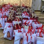 Hala Al Turk Instagram - 🇧🇭❤️❤️❤️❤️🙏🏻👑 تضامناً مع الحملة الوطنية #فينا_خير والتي اطلقها صاحب السمو الشيخ ناصر بن حمد آل خليفة حفظه الله، للمساهمة في دعم الجهود الوطنية لمكافحة فيروس كورونا🦠 يسعدني ويشرفني التبرع بثياب عيد لِ(١٥٠) طفل وطفلة من الأطفال اليتامى والمحتاجين بمناسبة قرب قدوم عيد الفطر المبارك ، أعاده الله على الجميع وعلى وطني البحرين حكومةً وشعباً بالخير والبركة والصحة والعافية والأمن والأمان . كل الشكر والتقدير والاحترام لجمعية التربية الإسلامية لمساعدتي في توصيل الثياب لمستحقيها ، واخص بالشكر الأخ الأستاذ حمد السبيعي 🙏🏻 #وحدتنا_في_قوتنا #كلنا_فريق_البحرين #فينا_خير #البحرين #مجتمع_واعي #جمعية_التربية_الإسلامية # عشان_البحرين #بلاتينيوم_ريكوردز #سيدتي #ام_بي_سي١ #وزارة_شؤون_الشباب_والرياضة #معاً_ضد_الكورونا @nasser13hamad
