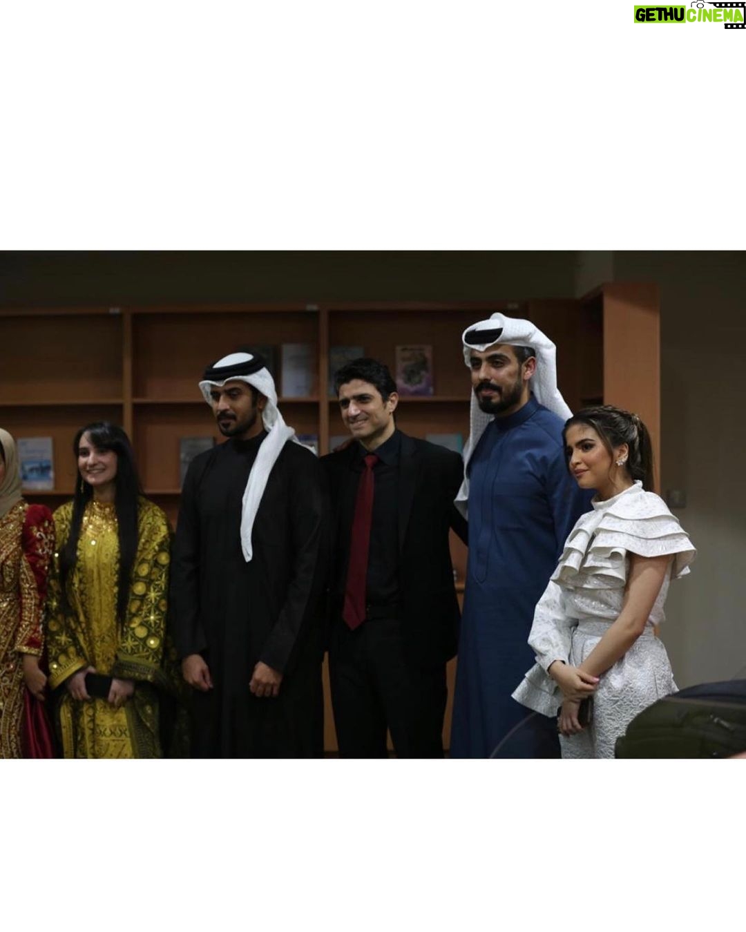 Hala Al Turk Instagram - بكل فخر شاركت في ميثاق_العمل_الوطني #البحرين #Bahrain #ميثاق_من_ذهب 🇧🇭 ————— Special thanks to: @siko82 @paceeluce_bahrain @pocaandpoca @saraalamiry.model