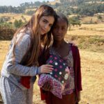Hala Al Turk Instagram - بتوفيق من الله حققت رحلتنا "حب و عطاء" لجمهورية اثيوبيا اهدافها 🇪🇹🇧🇭، و قد كانت اخر محطاتنا مساعدات مادية و عينيه لـِ ( إحدى القُرى المحتاجة - المتقاعدين- مدرسة المكفوفين و مستشفى العيون) 🙏🏻❤️ و عليه أود ان اتقدم لوطني البحرين قيادةً و حكومةً بالشكر و العرفان و الامتنان على الرخاء و الأمن و الأمان🤲🏻🙏🏻🇧🇭❤️ ادام الله على مملكتنا النعم و الامان، بحرينية و افتخر ❤️🇧🇭. - كل الشكر لجميع من عمل جاهداً لإنجاح رحلتنا و اخص بالذكر: -جدتي مها الترك و عمتي لمى حفظهما الله. -مديرتي الفاضلة الأستاذة عائشة جناحي العمود الفقري للرحلة. - الأستاذ ابراهيم عبدالعظيم و زوجته مواهب ( الخالة ام أنس). - جمعية السلام لرعاية المرأة الاثيوبية الاساتذة ( فاطمة، حواء و رحمة) و الاستاذ محمد سعيد. - العم موسى سائق الباص الذي رافقنا بالرحلة. 🙏🏻❤️❤️❤️