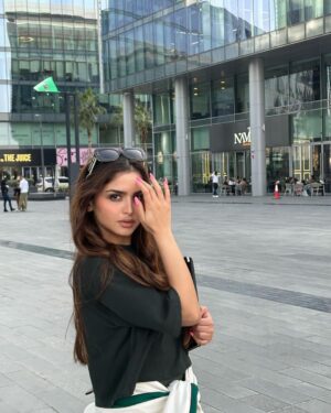 Hala Al Turk Instagram - young & beautiful 💋

#halaalturk #حلا_الترك #explore #اكسبلور #2024